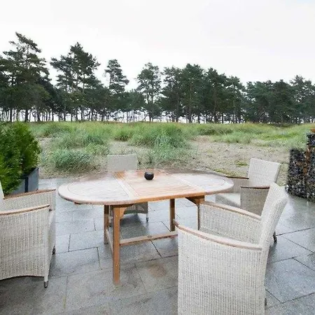 公寓 Kormoran Mit Meerblick Und Terrasse 宾茨